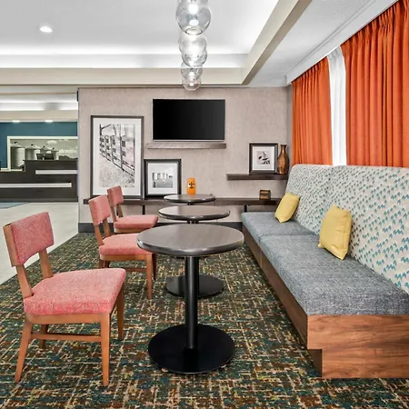 Hampton Inn Bloomington West