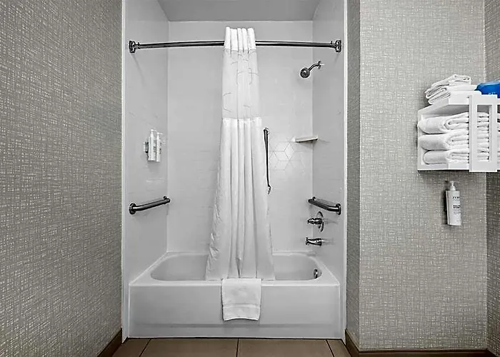 Hotel Hampton West