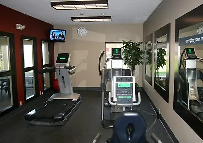 Hampton West Hotel 4*
